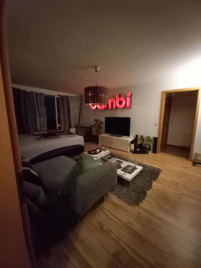 Tolle Private 2-Zimmer Wohnung Im Szene Bezirk Berlin-Friedrichshain Kültér fotó