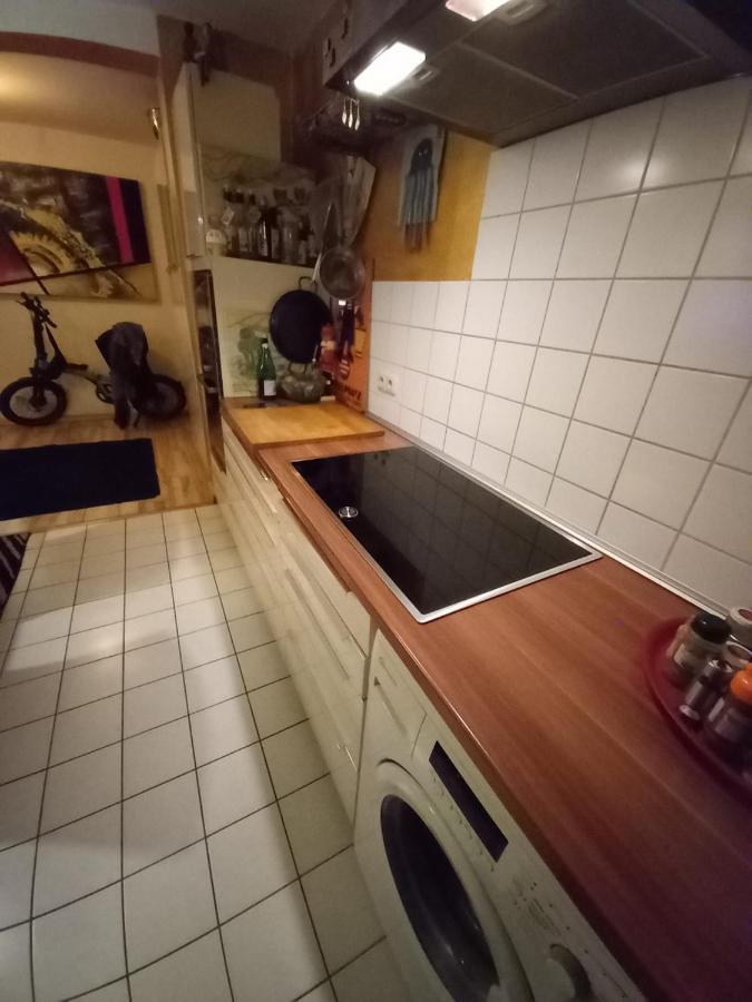 Tolle Private 2-Zimmer Wohnung Im Szene Bezirk Berlin-Friedrichshain Kültér fotó